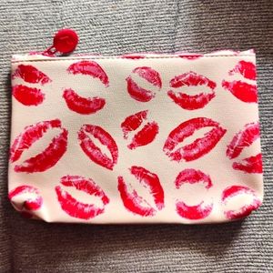 Ipsy Valentine's Lips Make Up Bag